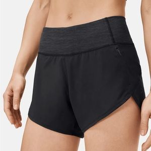 Hudson 4" Short - NWOT - Outdoor Voices